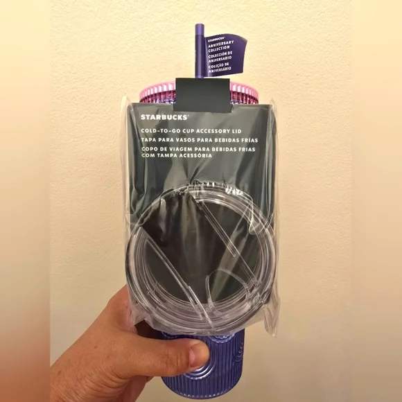 NWT Starbucks 2025 LATAM Mermaid Scale Venti Tumbler With Extra Lid - Picture 5 of 5